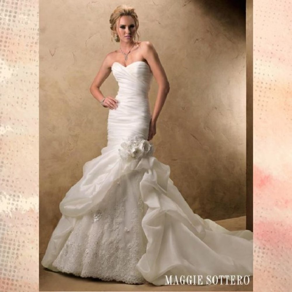 NWT Maggie Sottero  Bridal Wedding Gown Pyper